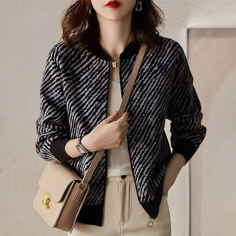 Cardigan à col en V de style coréen pour femmes