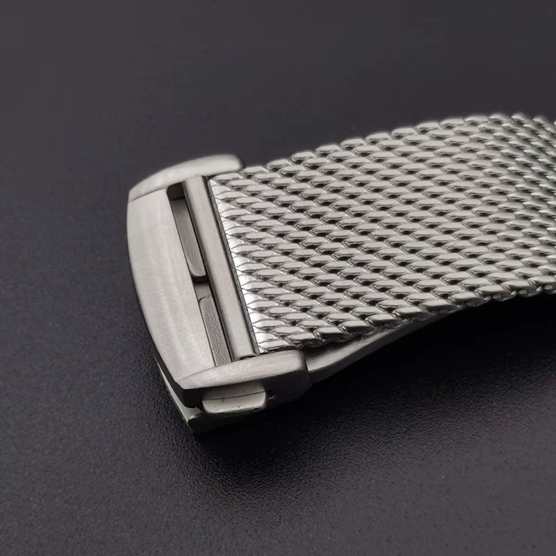 Bracelet de montre milanais en maille pour montre Omega Seamaster 007, métal haut de gamme en acier inoxydable avec fermoir pliant papillon 20mm 22mm