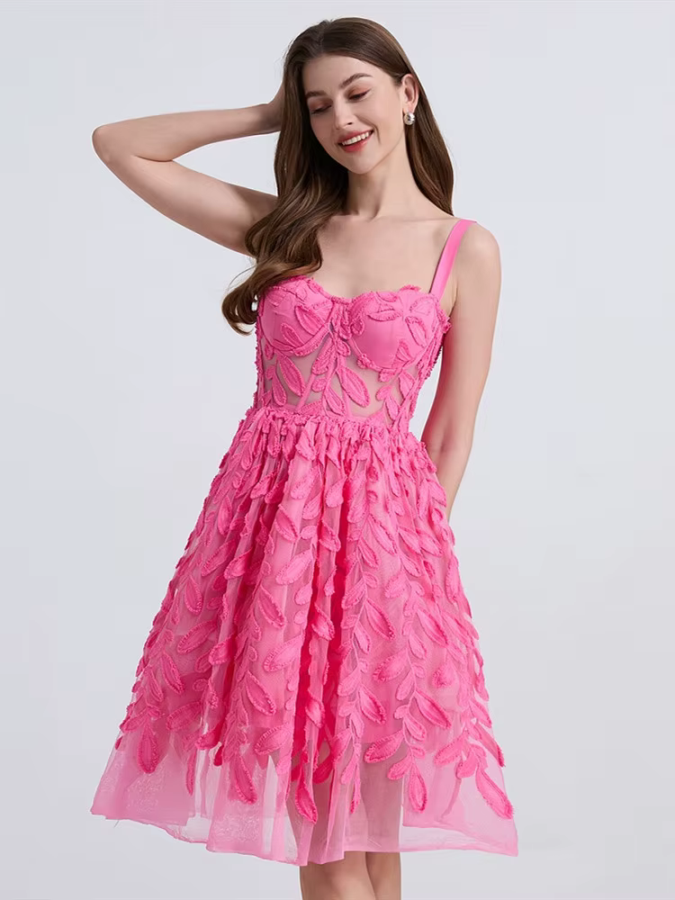 Sans manches sangle dentelle maille Vintage floral nouveau dans les robes pour les femmes décontracté longue robe d'été vêtements élégants 2025