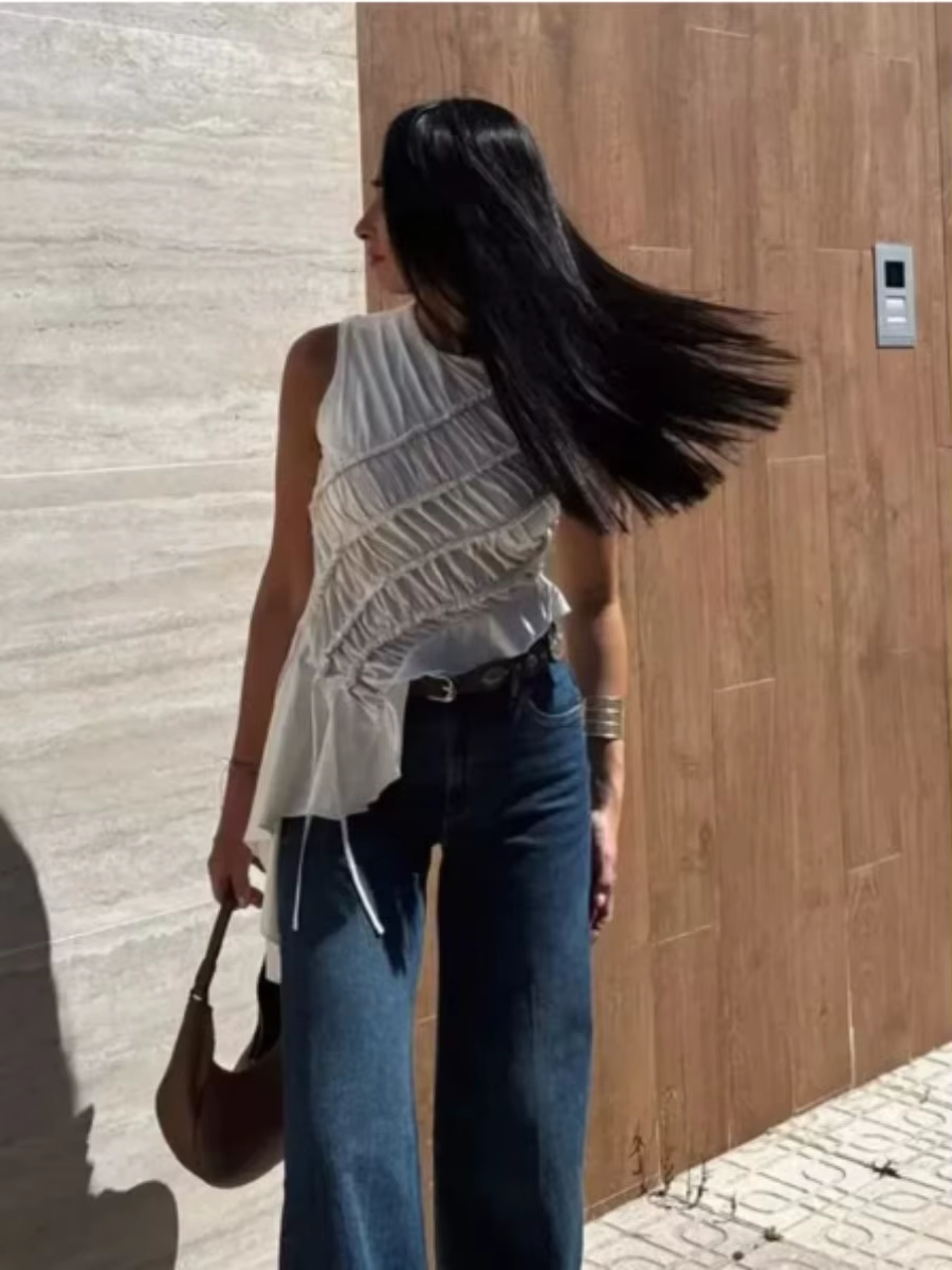 Gilet plissé asymétrique sans manches