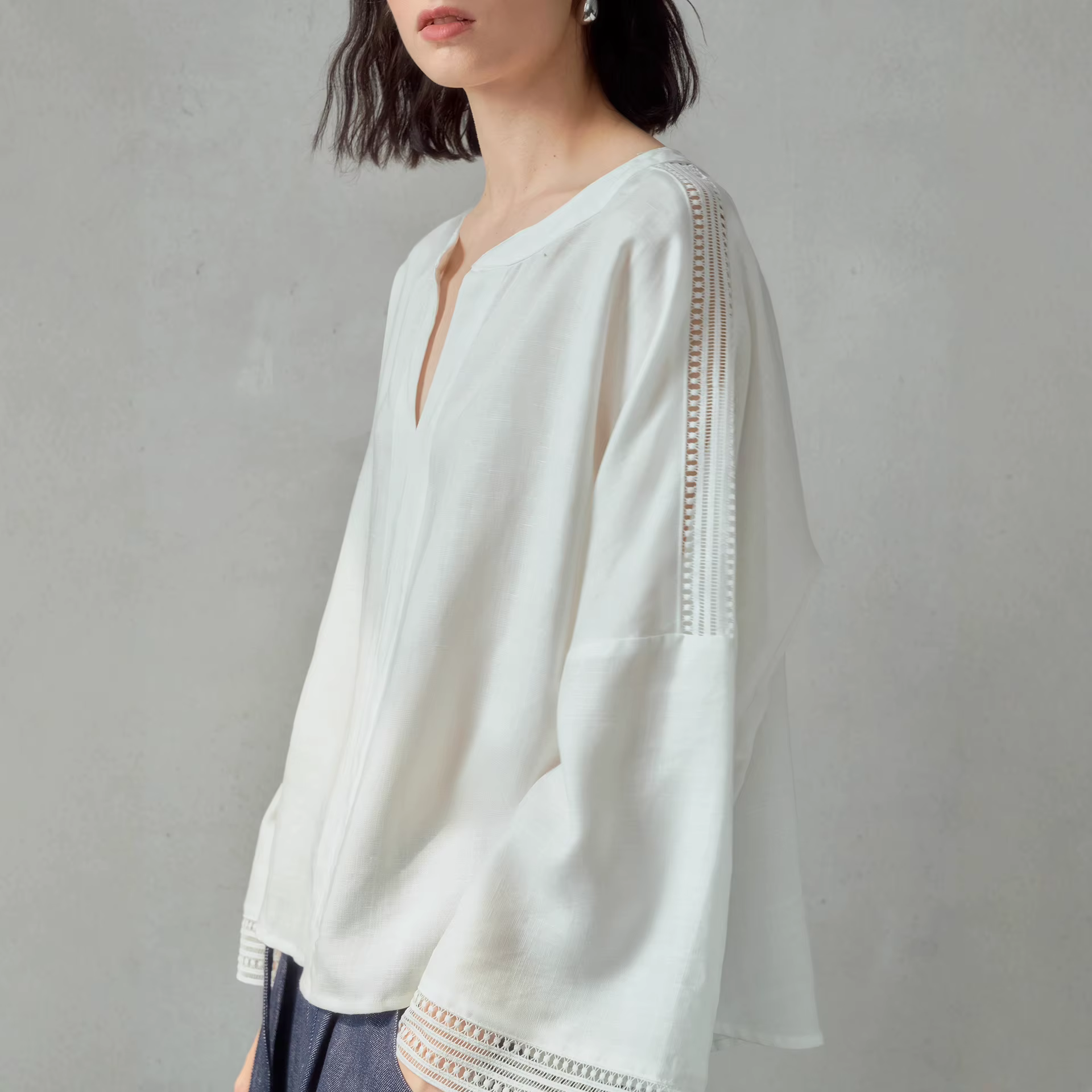 Haut en polyester bywindto style classique col en V pour femmes occasions spéciales printemps été
