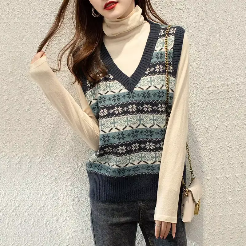 Pull en Tricot Rayé à Col en V pour Femme