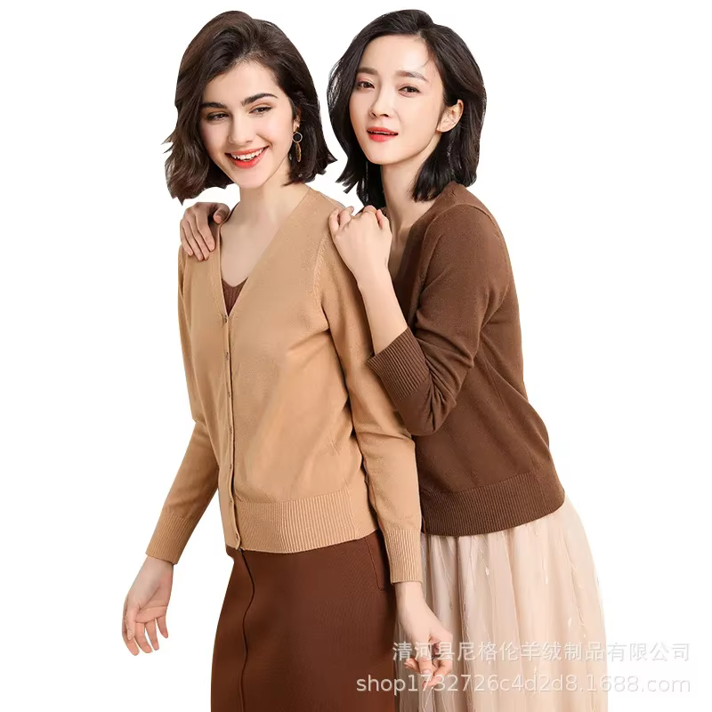 Cardigan femme tricoté en acrylique 95%, col en V, coupe régulière, polyester, hiver, automne 2024, kakis, gris clair, lavande, orange, bleu ciel, bleu royal