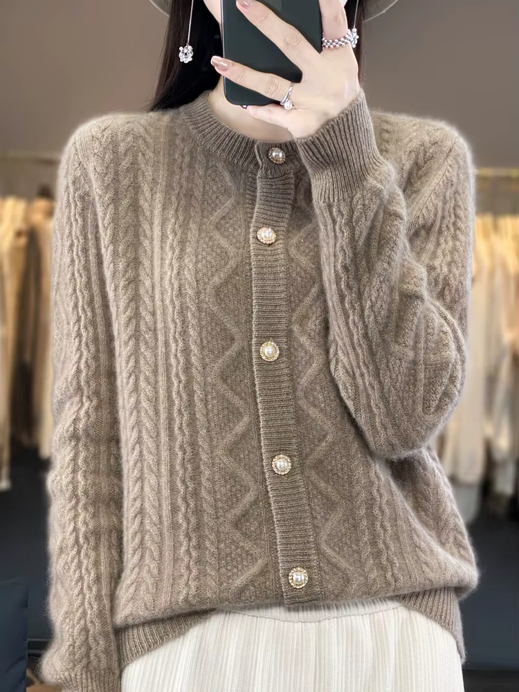 Pull à fleurs torsadées à manches longues pour femmes