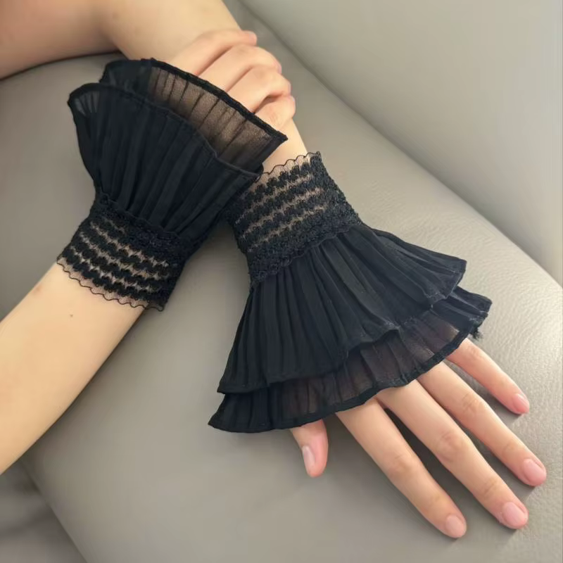 ☞ Manchettes décoratives pour femme en dentelle florale au crochet ajourée, brodées, à volants et à revers, élastiques, pour le poignet
