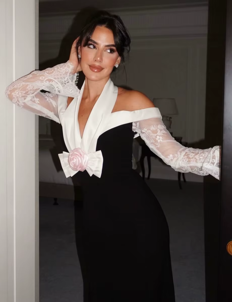 Robe de soirée élégante noire à col en V avec fleurs 3D, manches en dentelle, coupe trapèze, pour bal de promo, soirée formelle, mariage, personnalisable