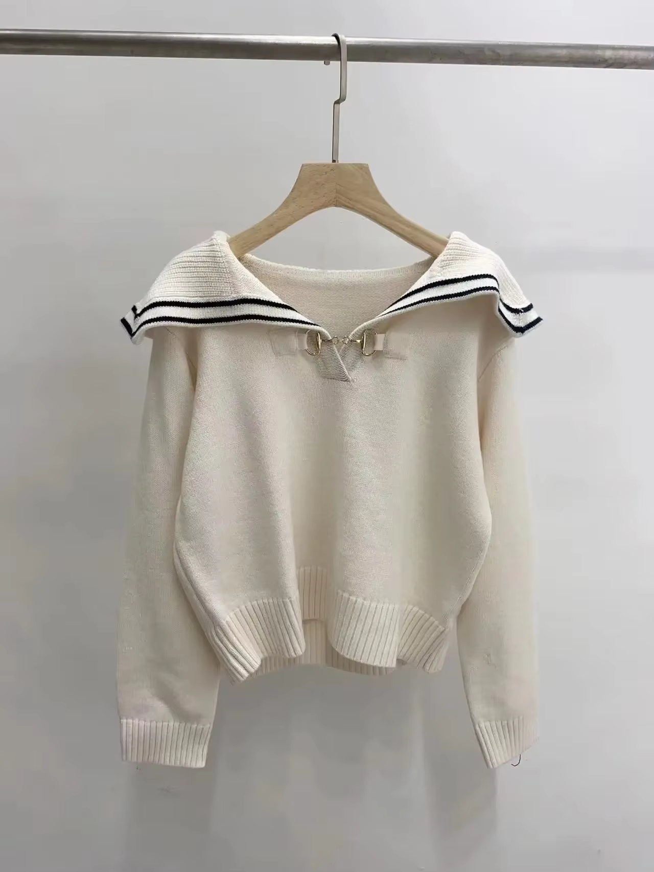 Pull à col marin pour femme, style preppy, automne-hiver, pull à manches longues, tricot avec chaîne en métal