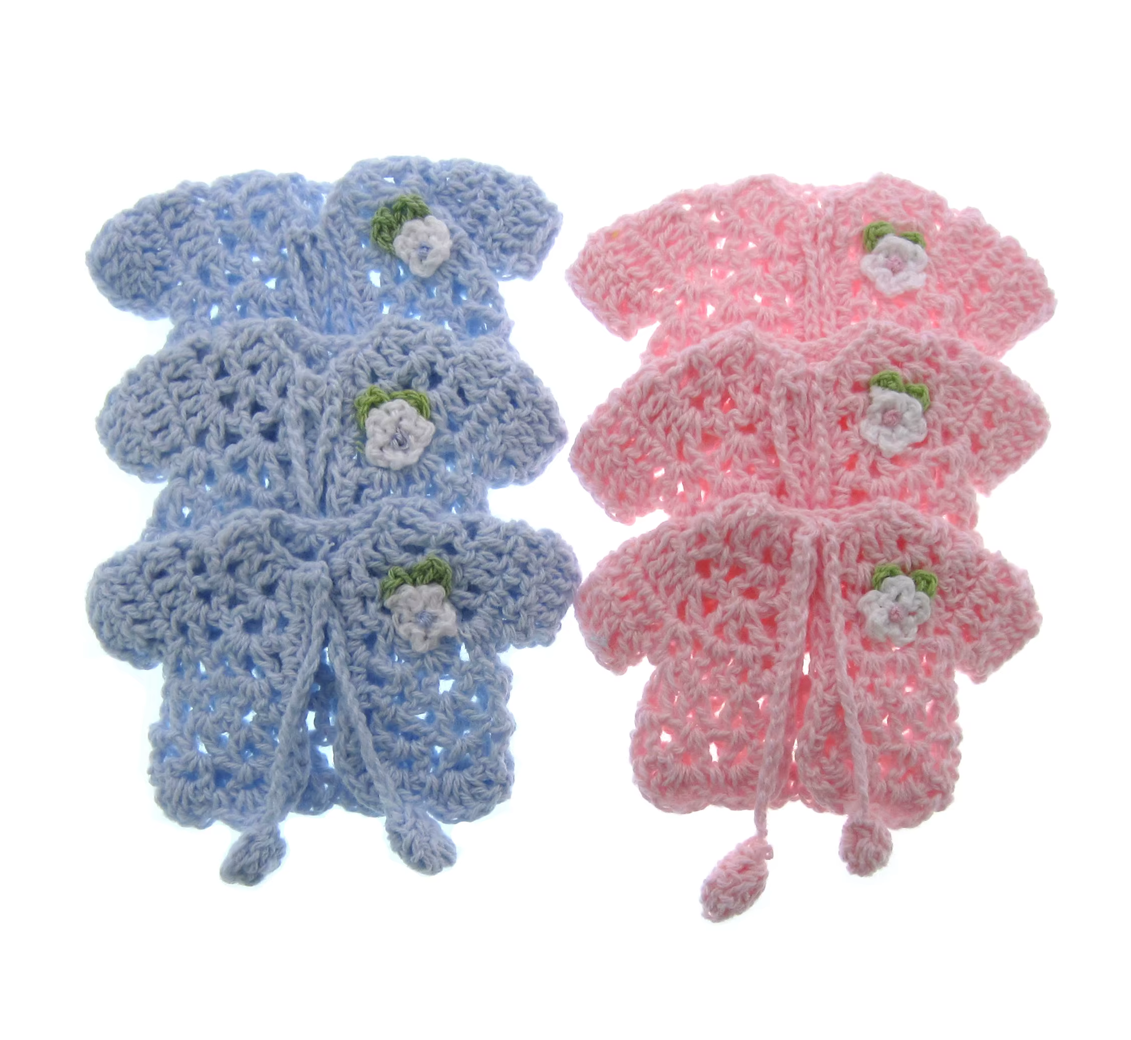 Pull en crochet l'inventaire fait à la main avec fleur