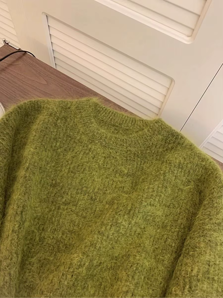 Pull tricoté à manches longues et col rond pour femme