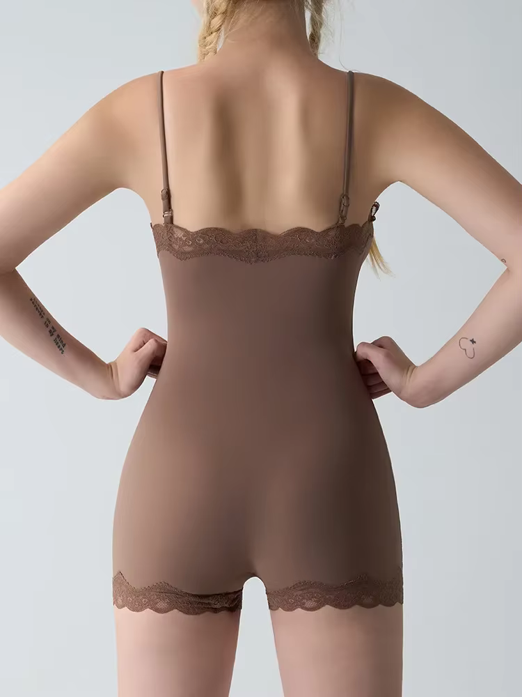 Body en dentelle Sexy pour femmes, col carré, sans manches, bretelles Spaghetti, couleur unie, amincissant, moulant, débardeur