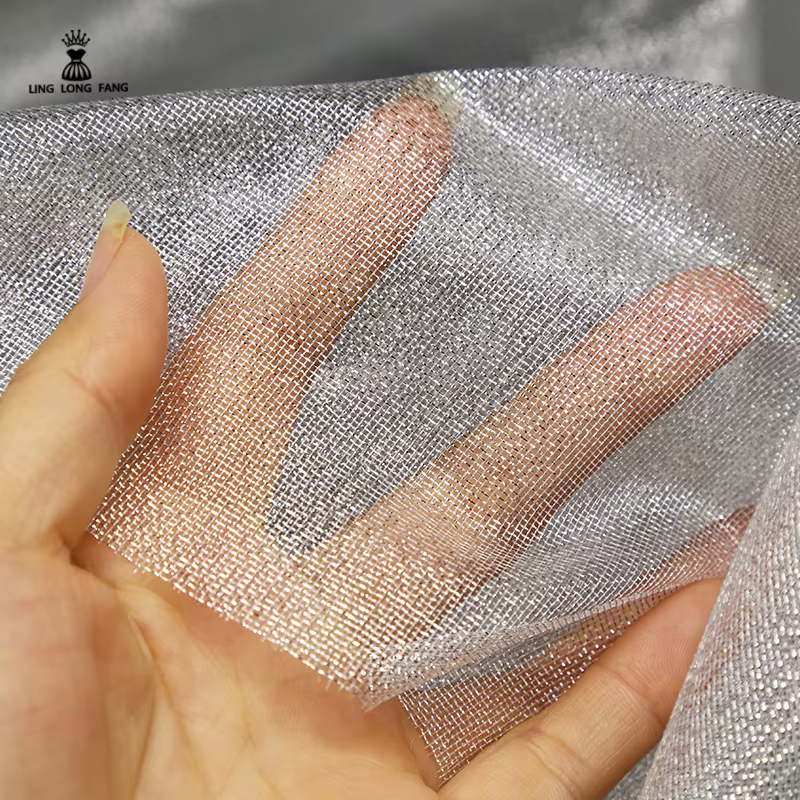 Tissu en maille rigide or et argent, décoration de Bouquet de scène, modélisation de robe Poncho, tissu de créateur