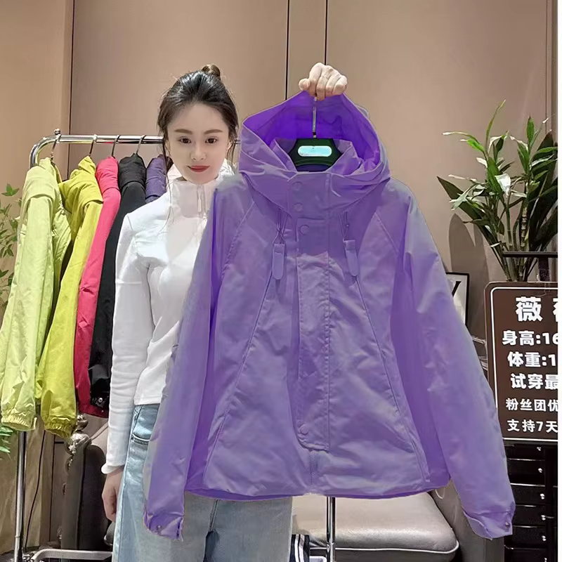 Veste à capuche 2025 nouvelle veste trench-coat uniforme de baseball Joker grande taille conception ample veste haut femme