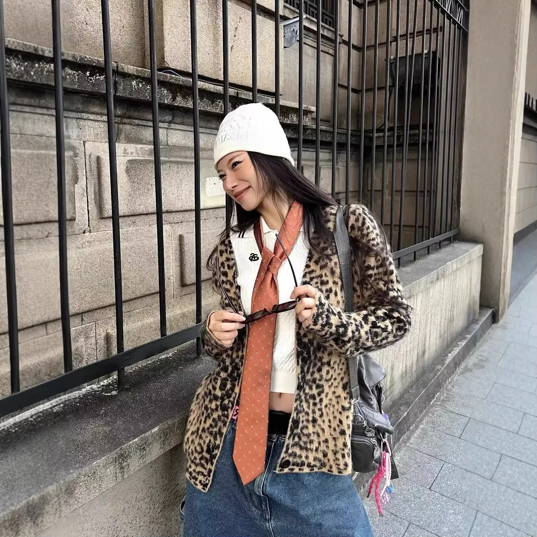 Cardigan imprimé léopard Y2K