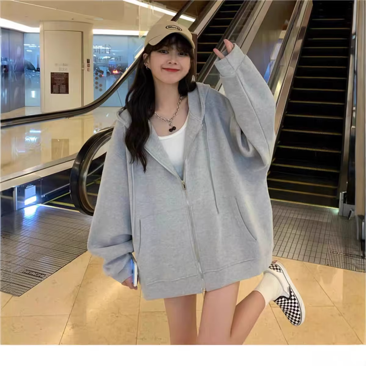 Sweat-shirt à capuche gris pour femme