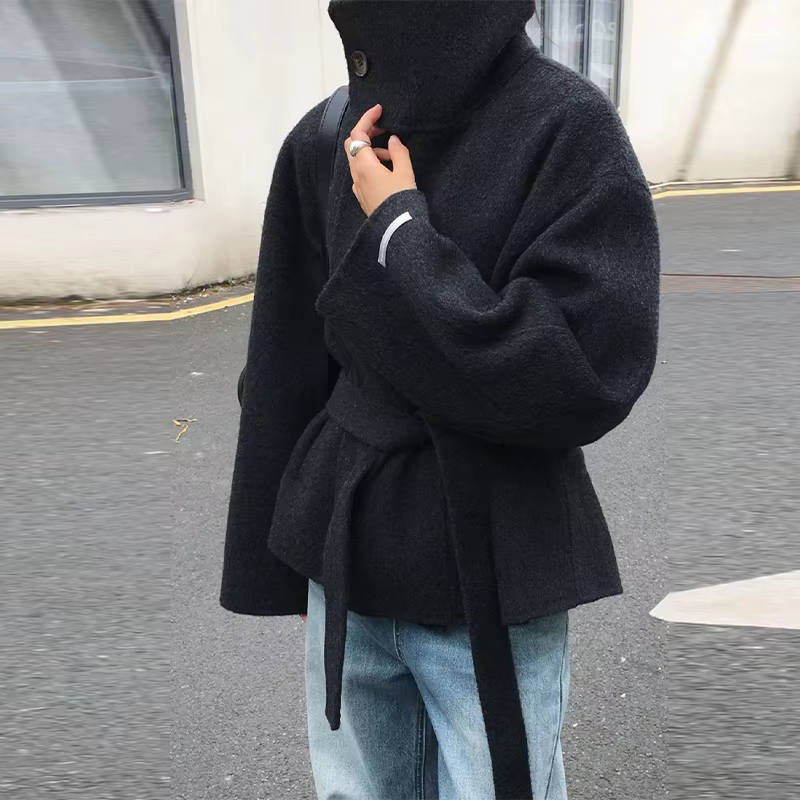 Manteau en laine ample à col montant pour femme