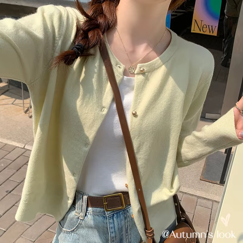 Cardigan tricoté basique à col rond pour femme