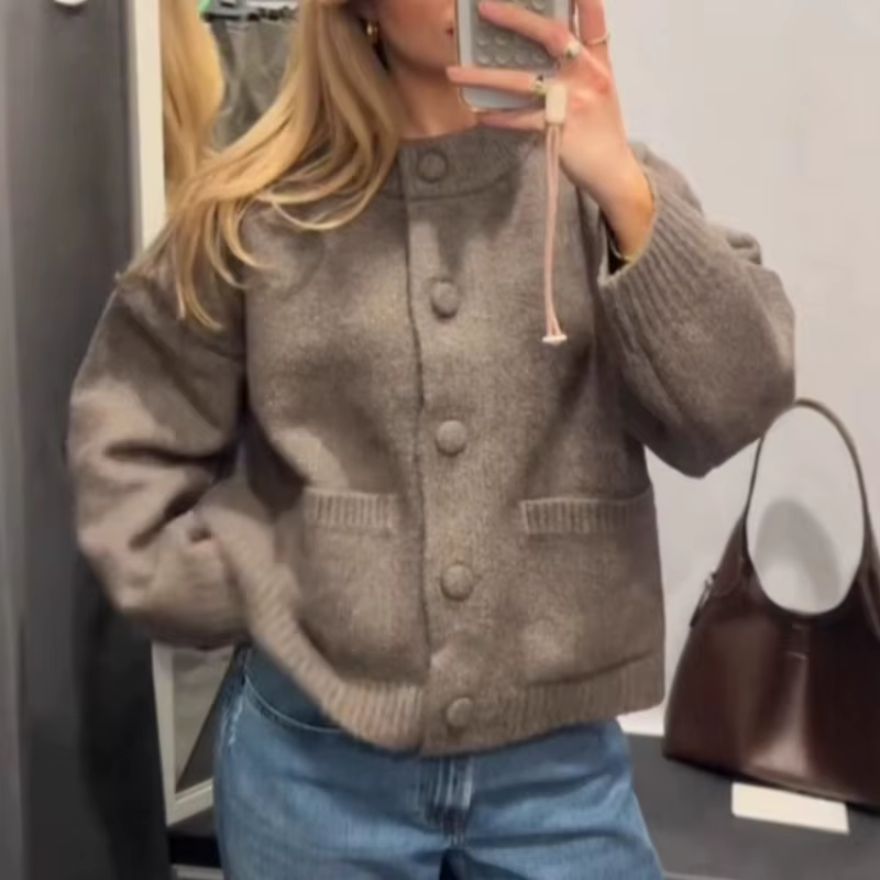 Cardigan tricoté pour femmes
