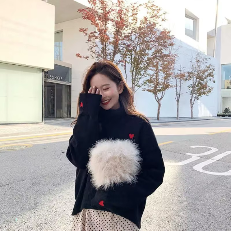 Pull à col roulé brodé pour femme