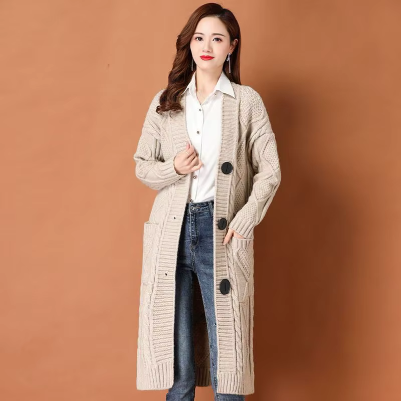 Cardigan en tricot torsadé épais à manches longues avec capuche et poches