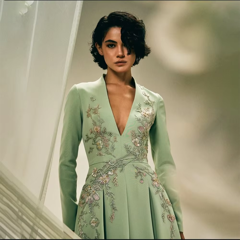 Robe de soirée vert sauge personnalisée, col en V profond, manches longues, pour femme, 2026, plissée, coupe trapèze, longue, formelle