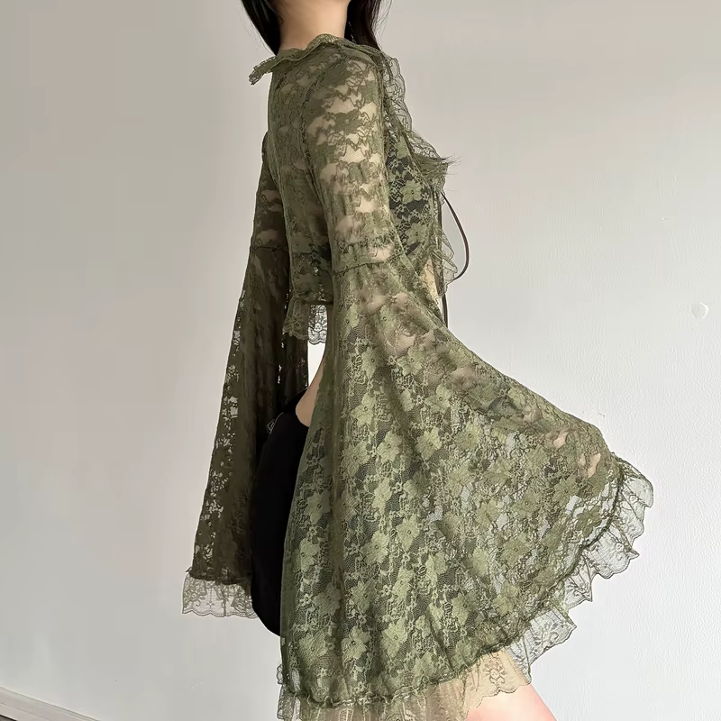 Cardigan vert en dentelle à nouer pour femme