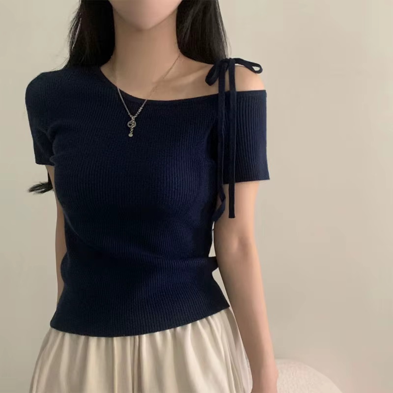 Vêtements pour femmes, pulls à col incliné