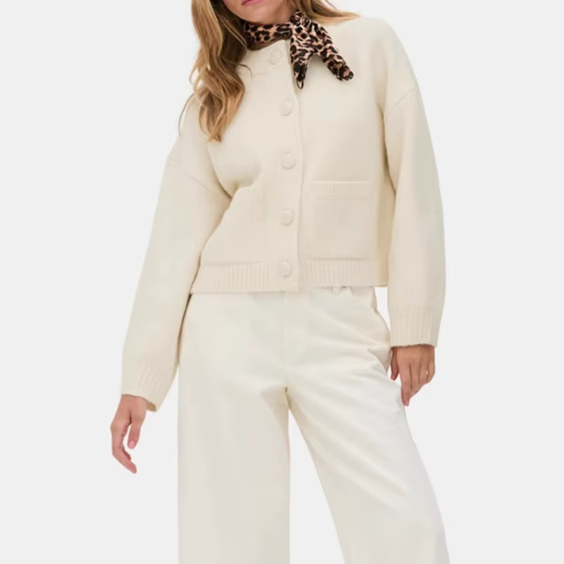 Cardigan tricoté pour femmes