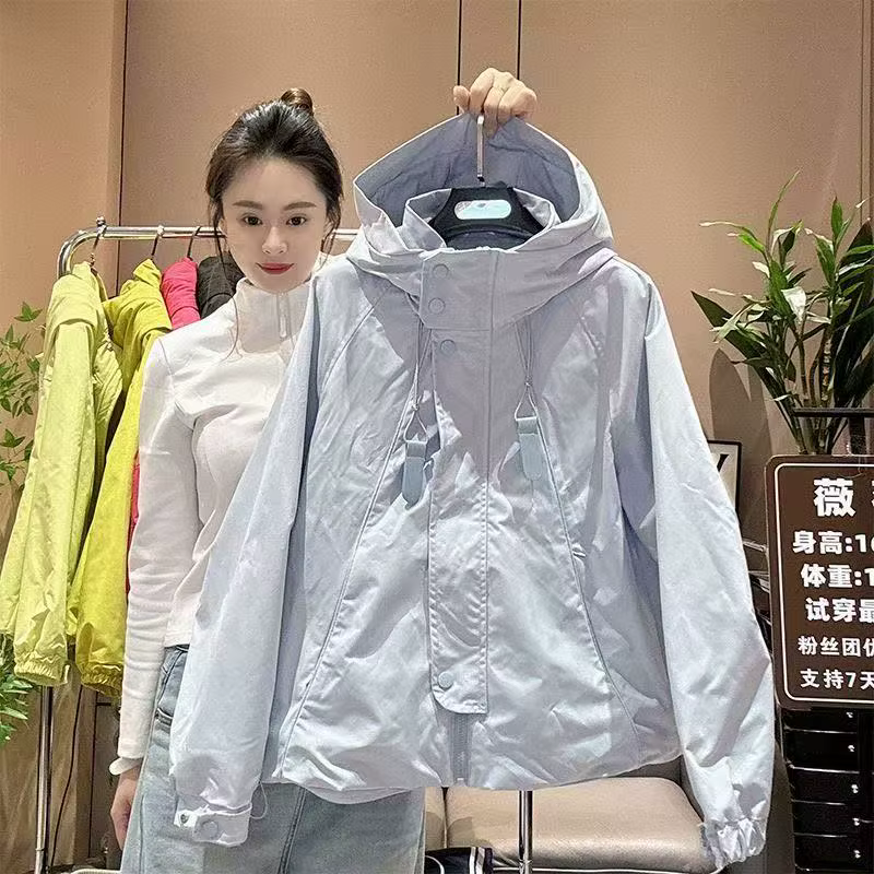 Veste à capuche 2025 nouvelle veste trench-coat uniforme de baseball Joker grande taille conception ample veste haut femme