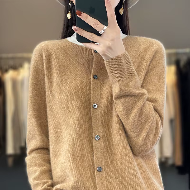 Cardigan en laine pure 100% pour femme
