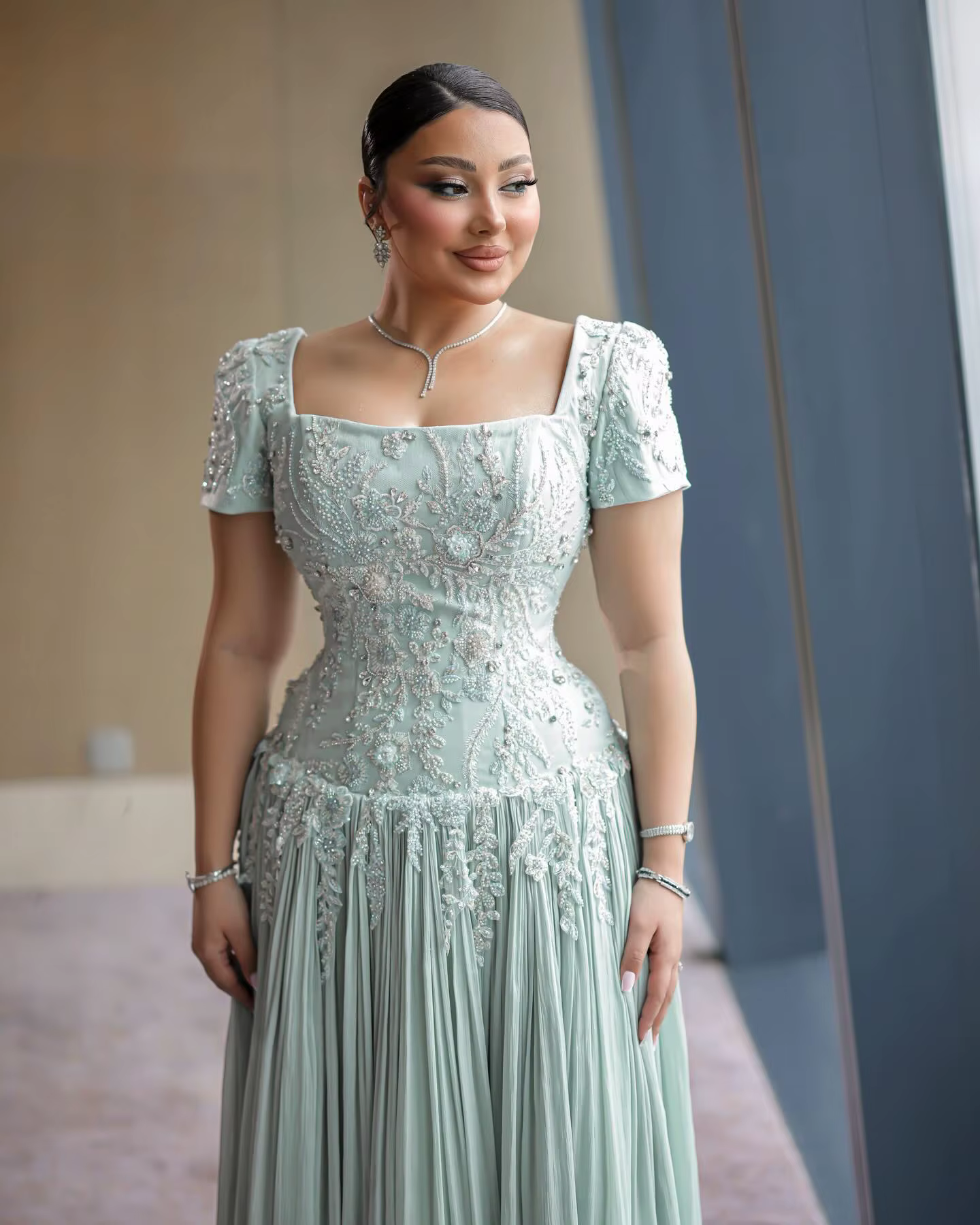 Robe de soirée à col carré et manches courtes, broderie en dentelle 3D perlée, plissée en mousseline, longue robe de soirée formelle, robe pour invitée de mariage