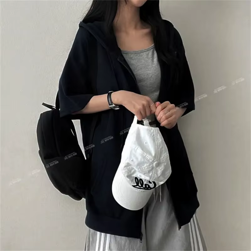 Sweat-shirt à capuche zippé à manches mi-longues pour femme