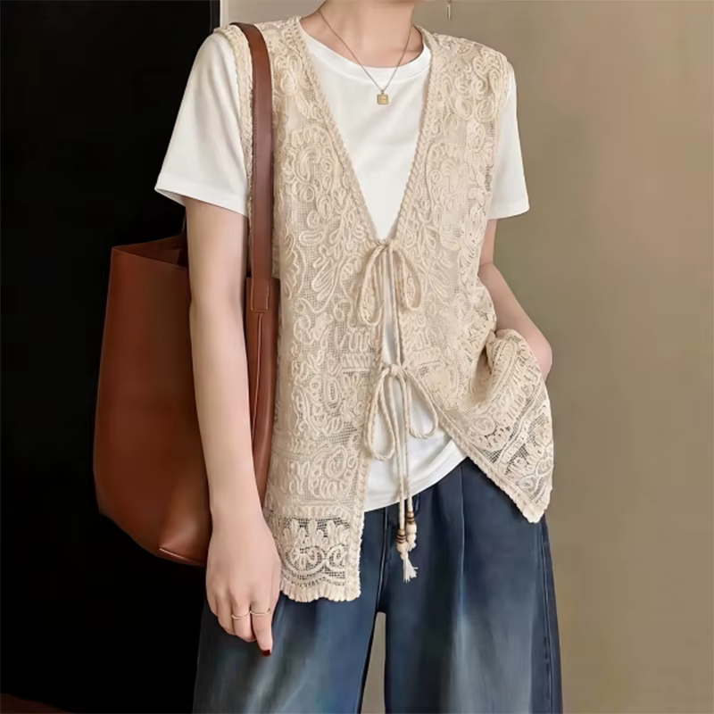 Gilet en crochet à nouer devant pour femme