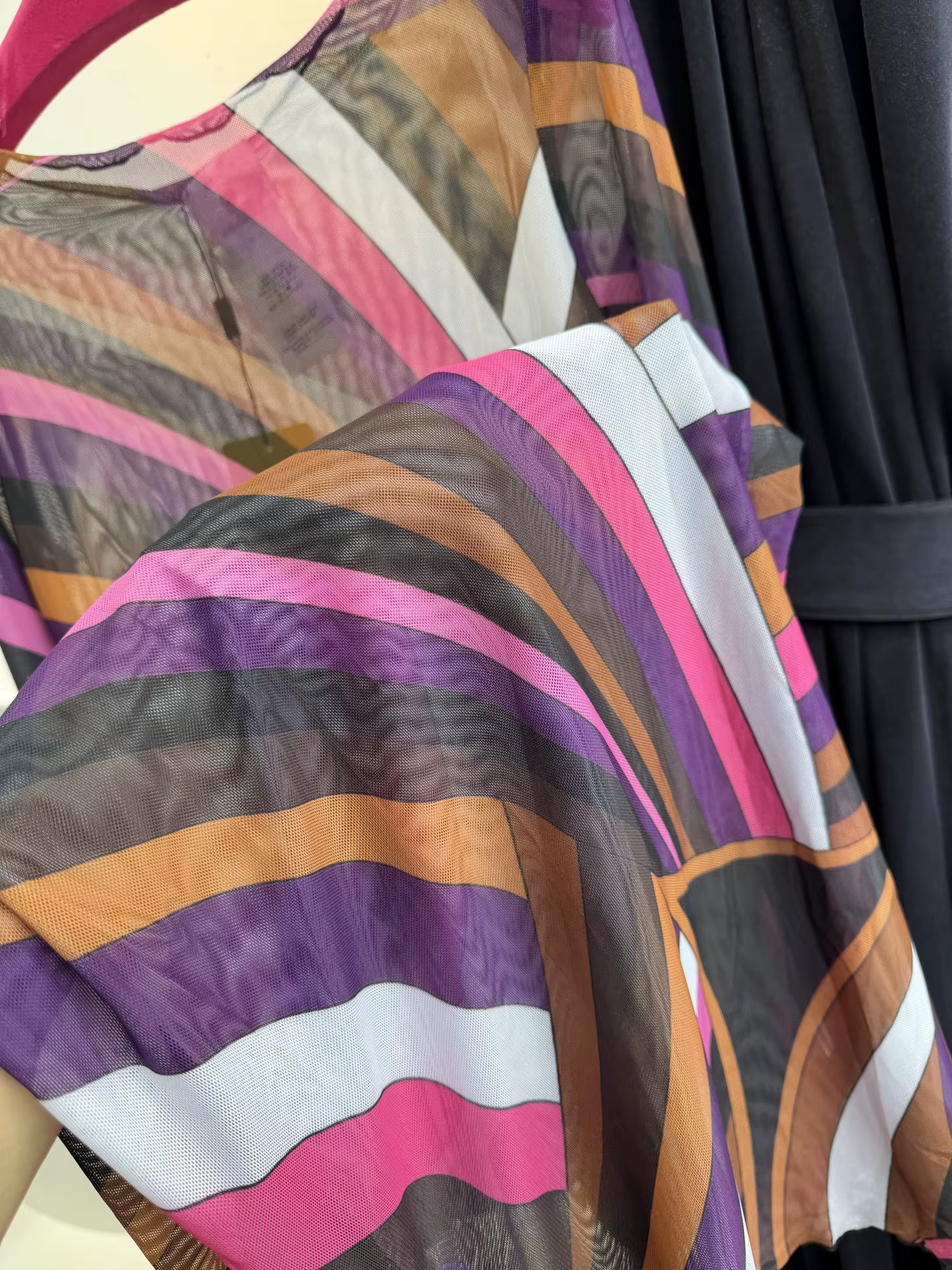 Robes en maille de luxe pour femmes avec logo signature