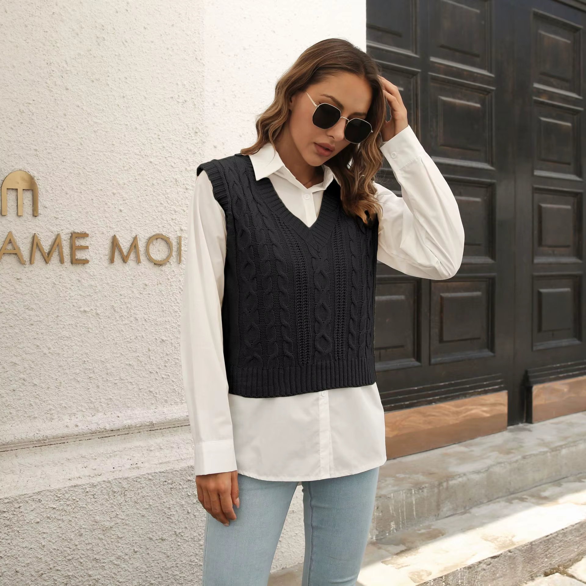 Gilet pull femme col en V en tricot beige