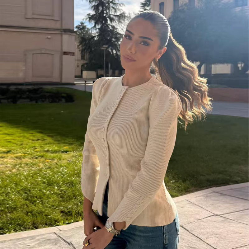 Cardigan Polo en Maille Femme 2026 – Manches Bouffantes