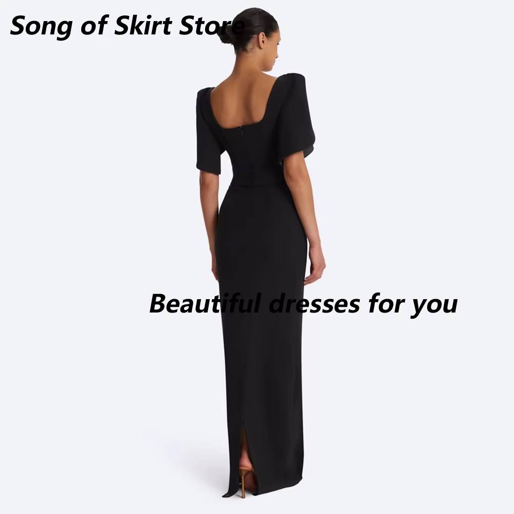 Robe de soirée noire moderne personnalisée, col carré, manches courtes, en jersey, longueur ras du sol, coupe droite, robe de bal avec fente au dos, robes de fête